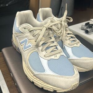 New Balance size 10 off white and sky blue